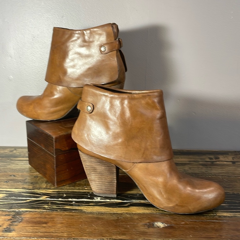 Kork-Ease boots in beautiful brown leather - amazingly comfortable classy boots!